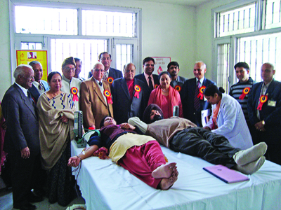 Society members with Blood Donors