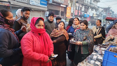 Distribution of warm cloths